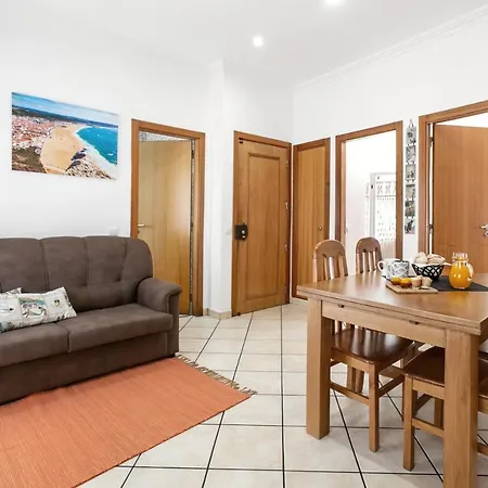 Apartamento Downtown Flat Nazaré